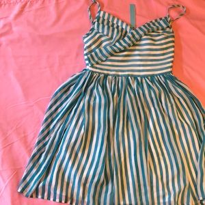 Striped summer dress w/ underslip size small NWT